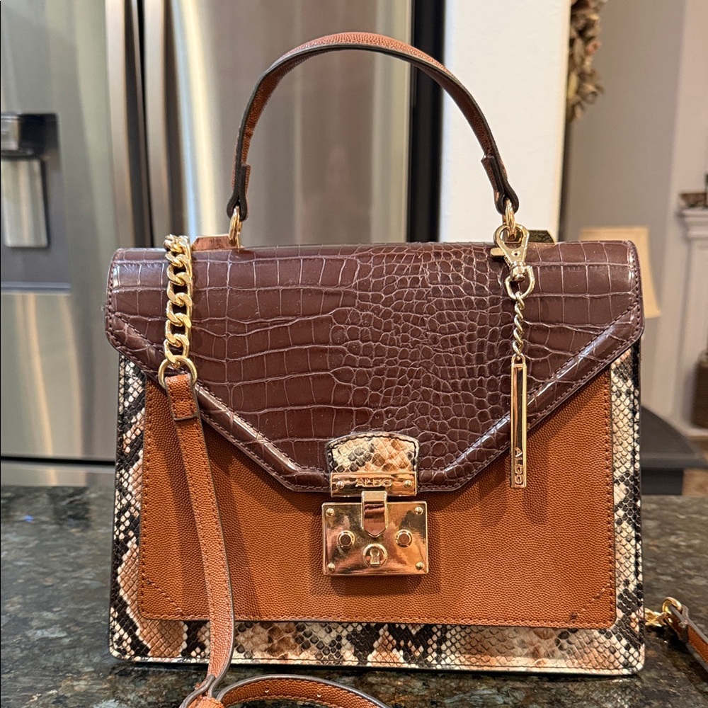 CUTEST ALDO PURSE EVER! WITH CROSSBODY STRAP